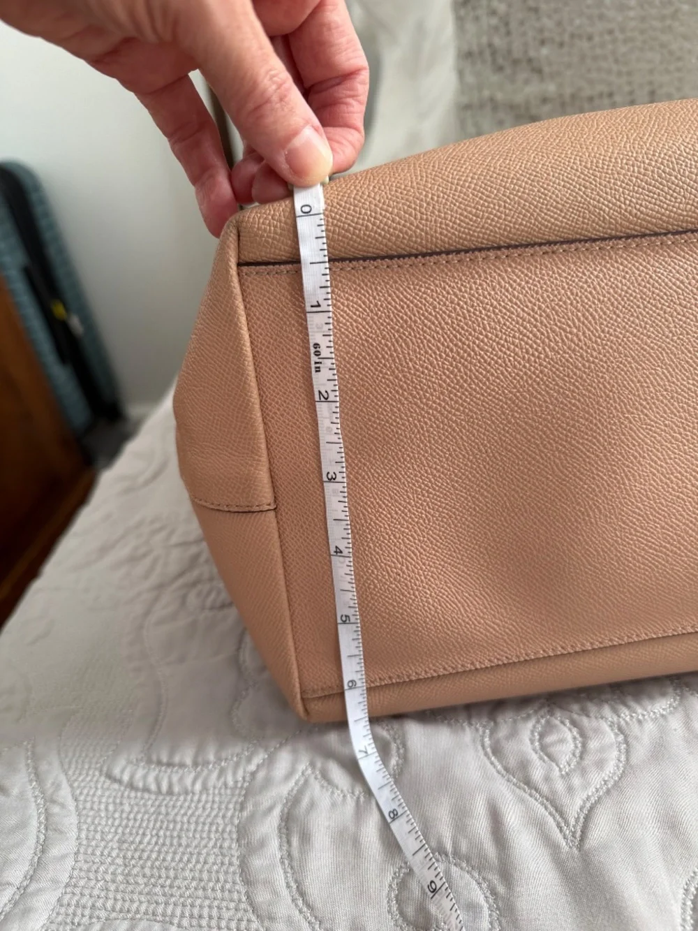 Coach Large City Tote in Blush, Excellent Used Condition - Picture 8 of 15
